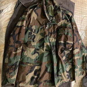 Vintage US Army Military Coat M65 Field Jacket Woodland Camo-Medium Regular-Hood